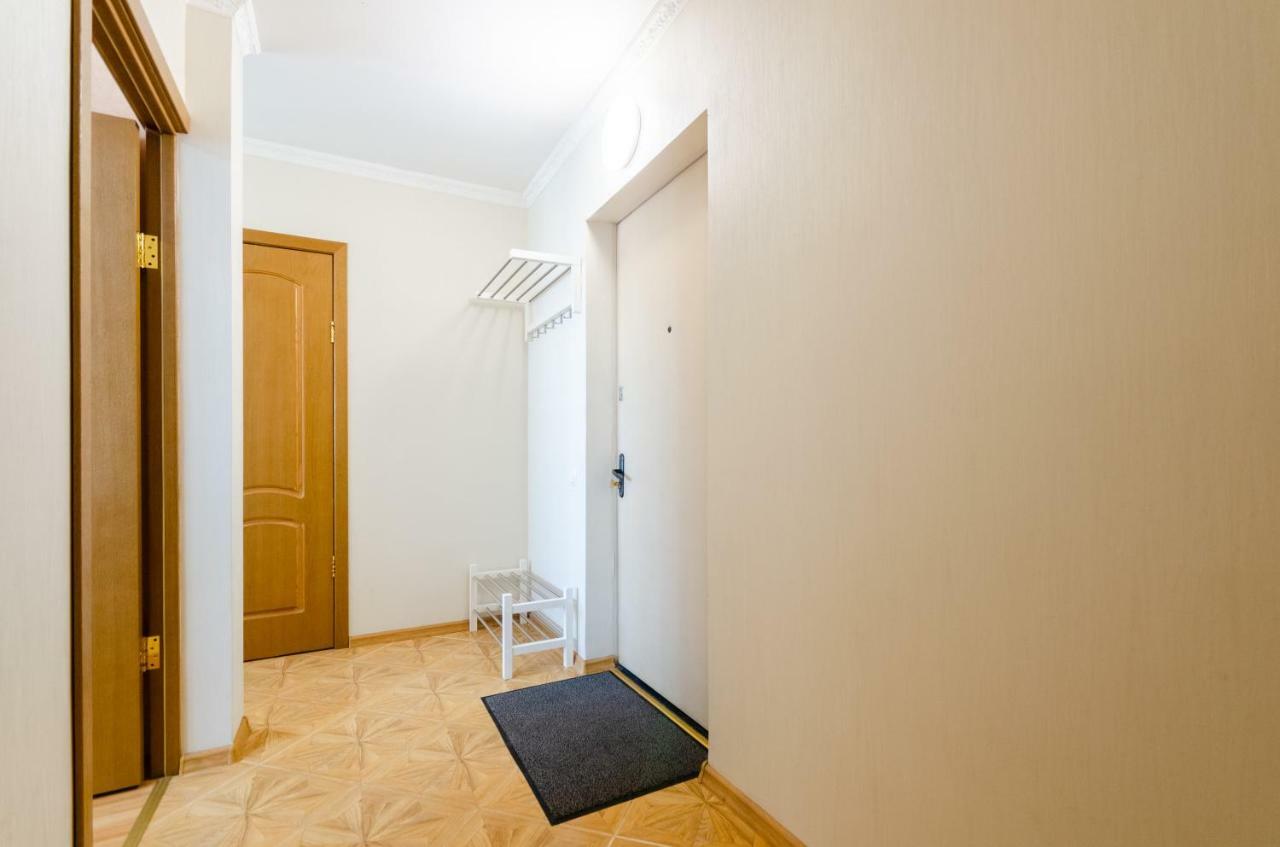 Artal Apartment On Obolonskaya Square 3 Kiev Exterior foto