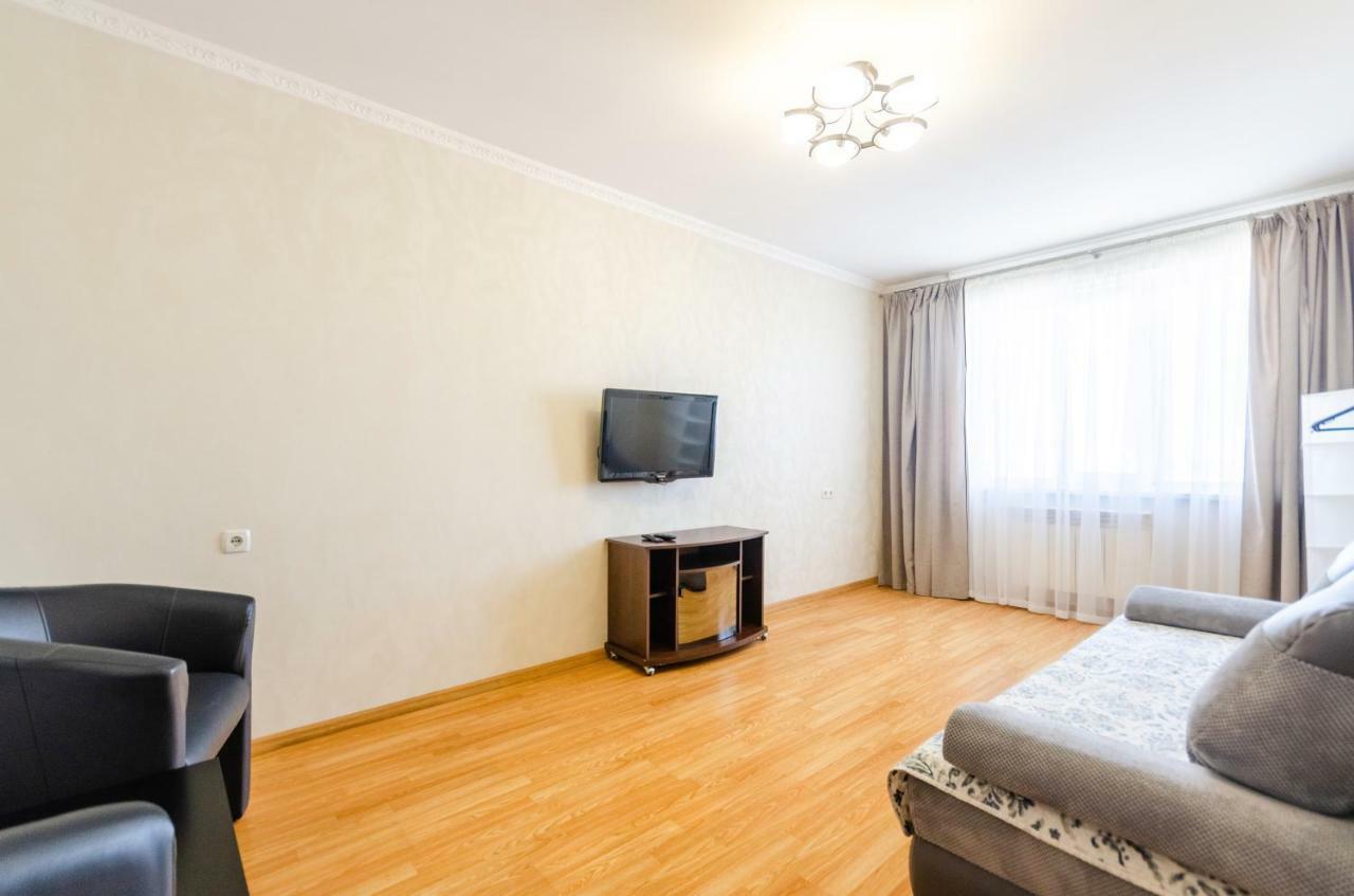Artal Apartment On Obolonskaya Square 3 Kiev Exterior foto
